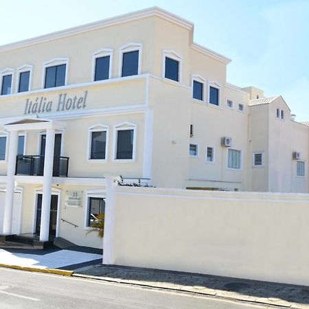 Italia Hotel Telêmaco Borba エクステリア 写真