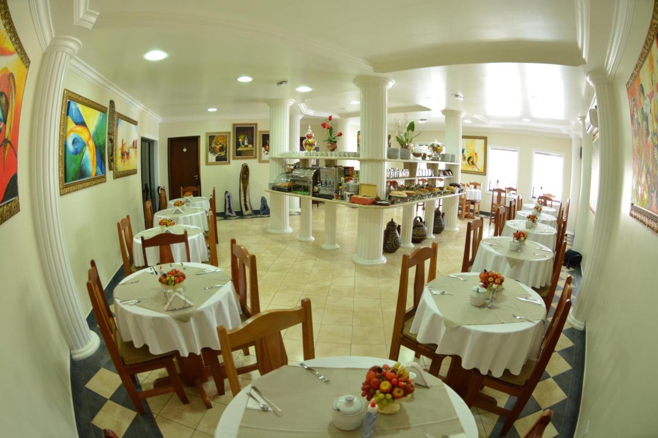 Italia Hotel Telêmaco Borba エクステリア 写真